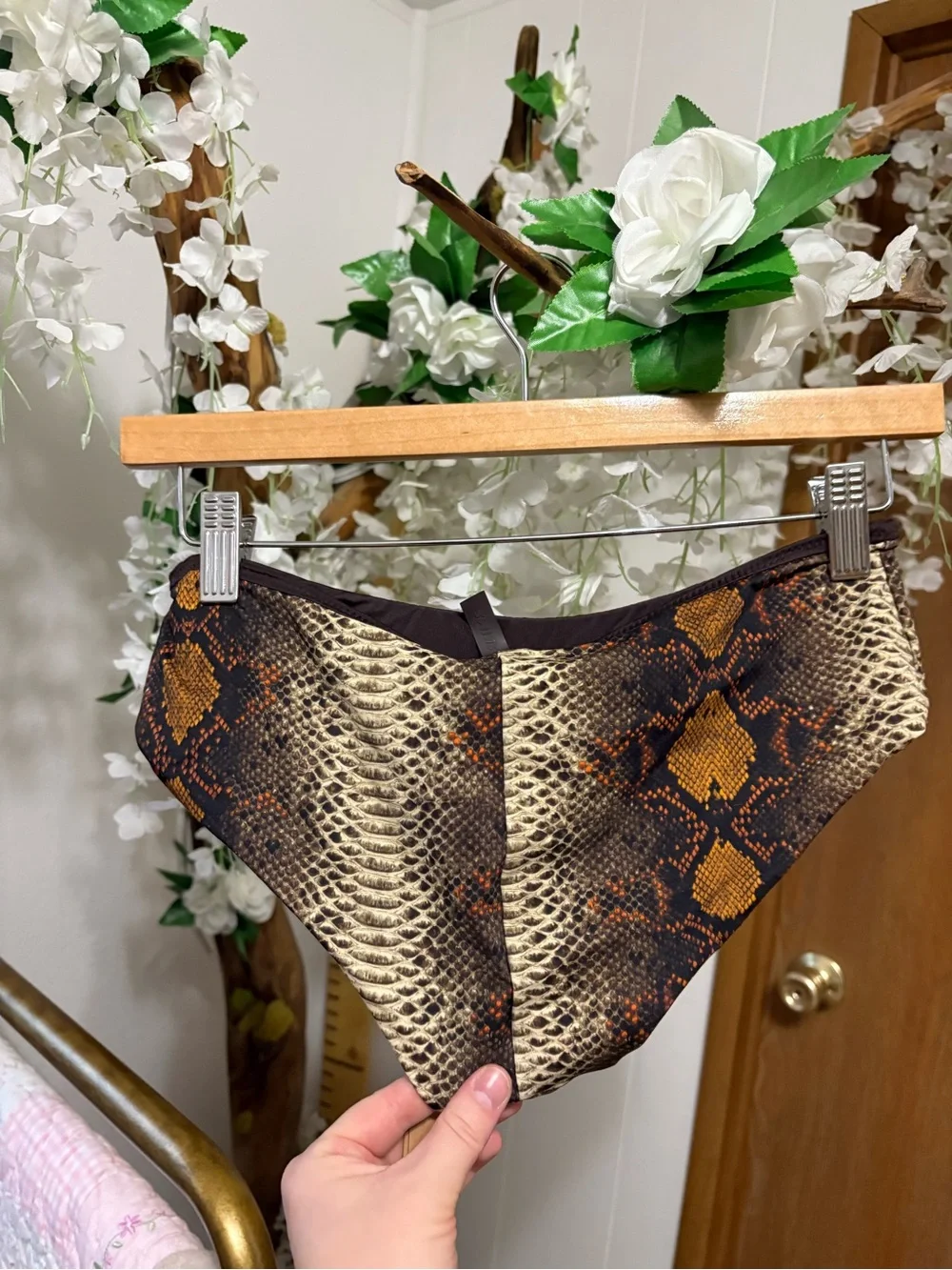 SKIMS Snake-Print Cropped Bikini Long Sleeve SET 🐍